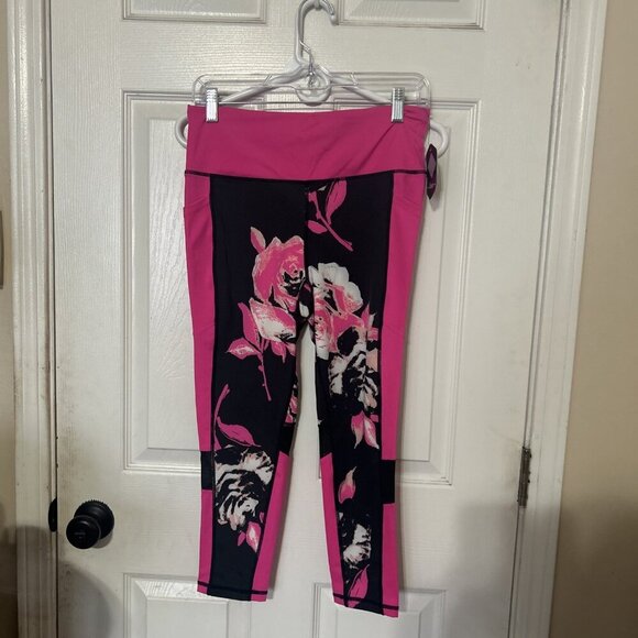 Lularoe Fearless Crop Fitness Athletic Leggings Large Black Pink Rose Print - Picture 1 of 3